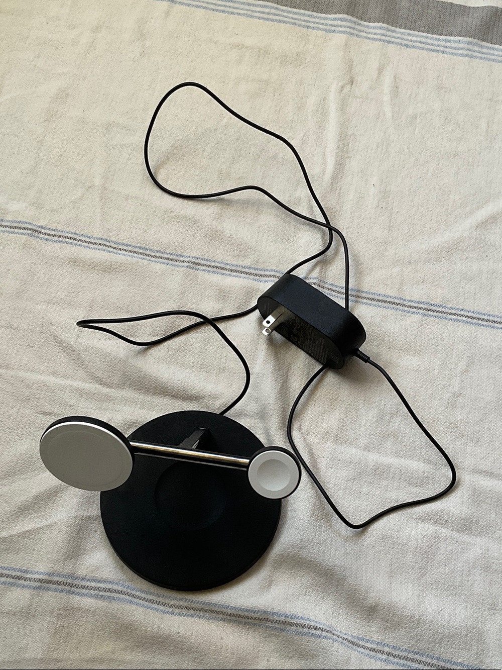 Belkin 3-in-1 Wireless Charger with MagSafe